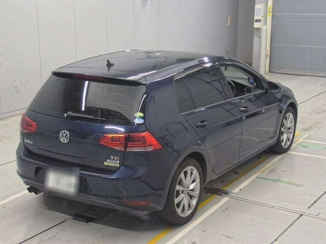 VOLKSWAGEN GOLF 2015