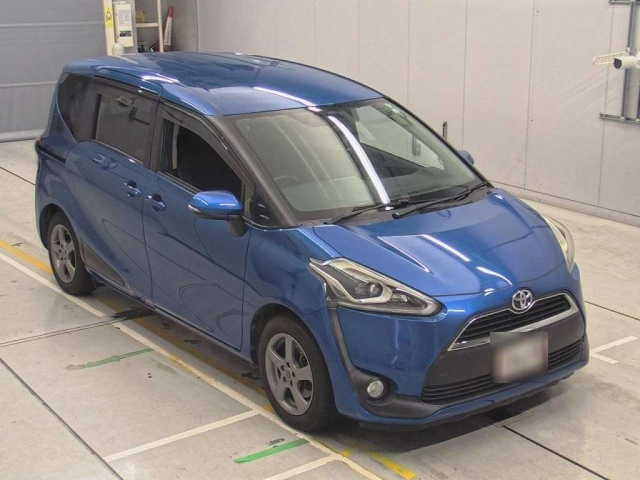 TOYOTA SIENTA 2016