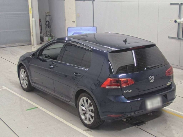 VOLKSWAGEN GOLF 2015