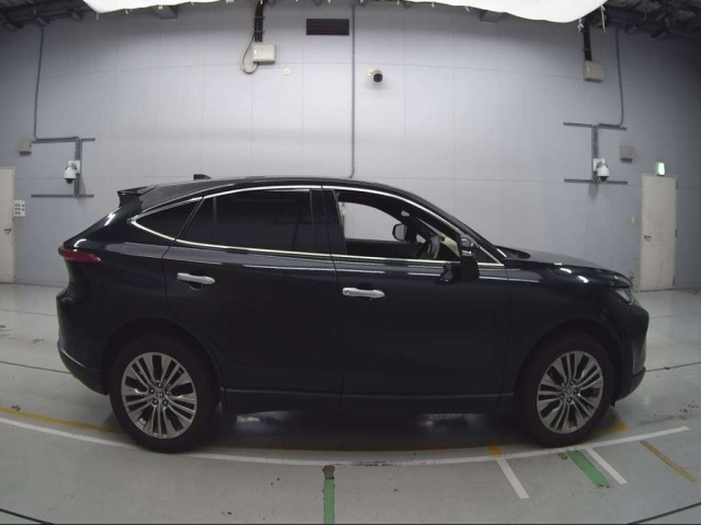 TOYOTA HARRIER 2021