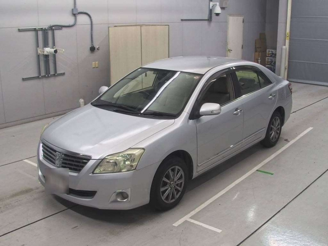 TOYOTA PREMIO 2012