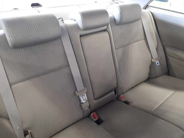 TOYOTA PREMIO 2012