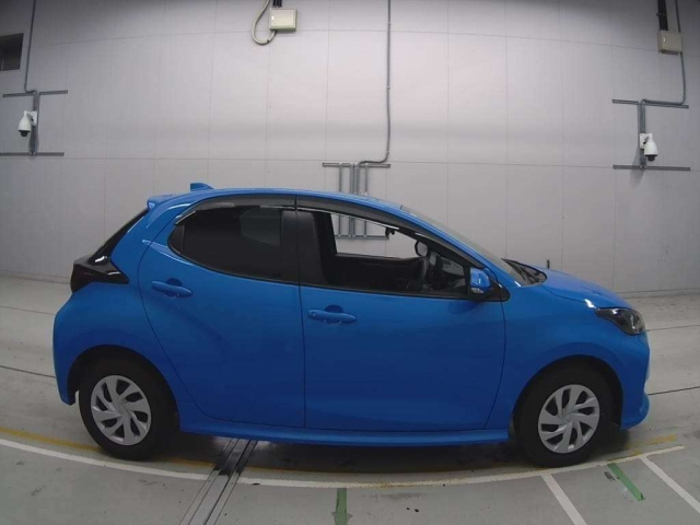 TOYOTA YARIS 2021