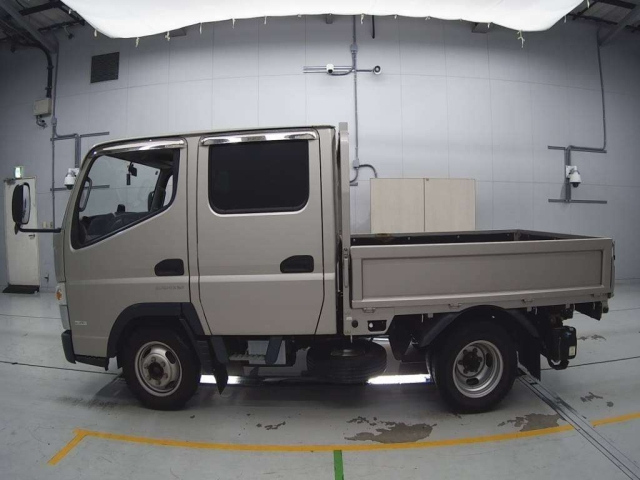 MITSUBISHI CANTER 2020