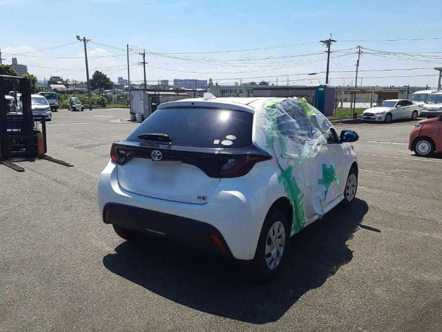 TOYOTA YARIS 2021