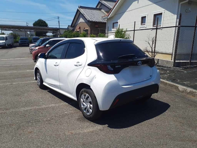 TOYOTA YARIS 2021