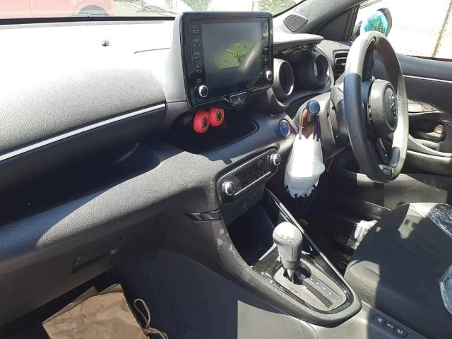 TOYOTA YARIS 2021