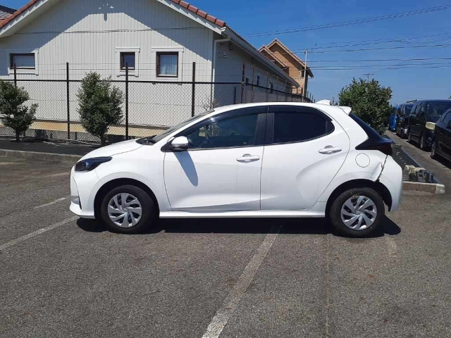 TOYOTA YARIS 2021