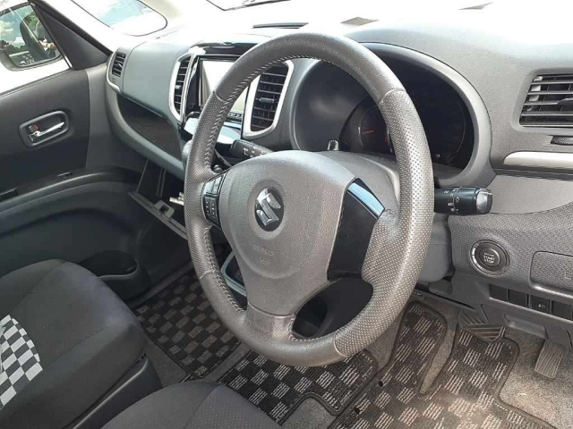 SUZUKI SOLIO 2012