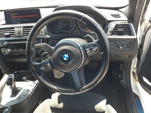 BMW 3 SERIES 2018