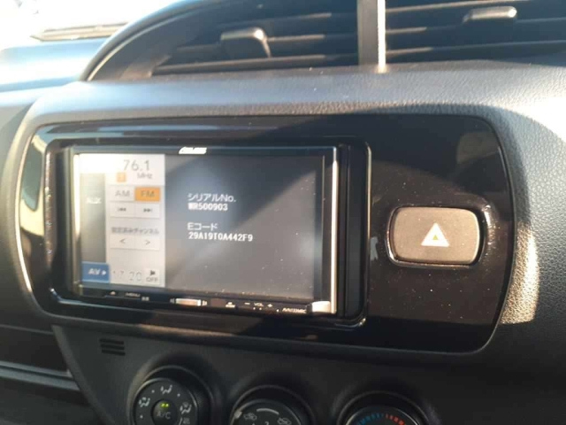 TOYOTA VITZ 2019