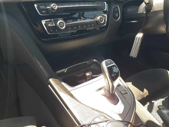 BMW 3 SERIES 2018