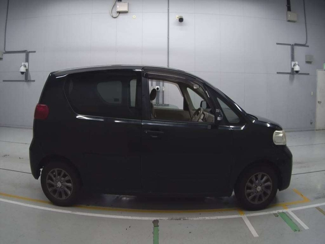 TOYOTA PORTE 2008
