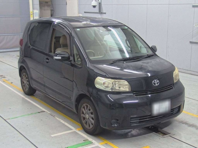 TOYOTA PORTE 2008