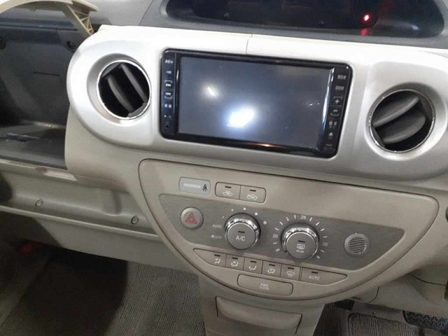TOYOTA PORTE 2008