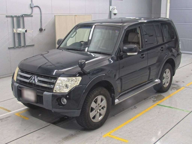 MITSUBISHI PAJERO 2008