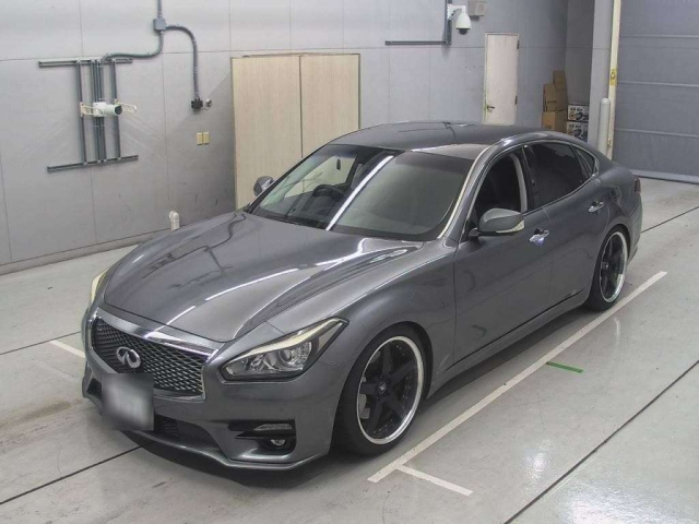 NISSAN FUGA 2015