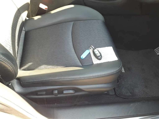 NISSAN FUGA 2015