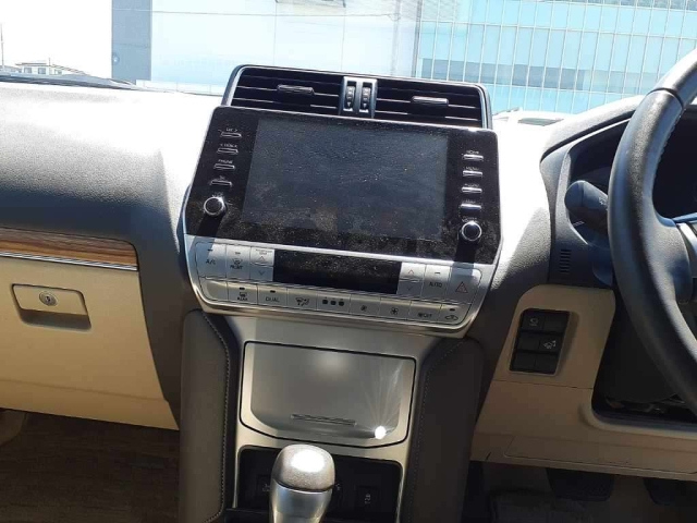 TOYOTA LAND CRUISER PRADO 2021