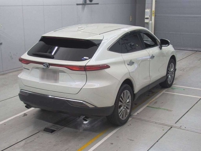 TOYOTA HARRIER 2022