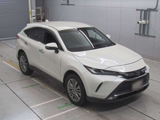 TOYOTA HARRIER 2022