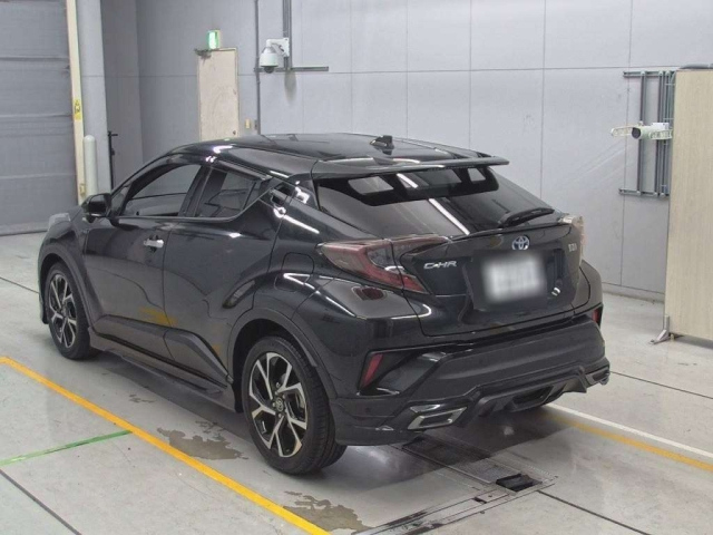 TOYOTA C-HR 2018