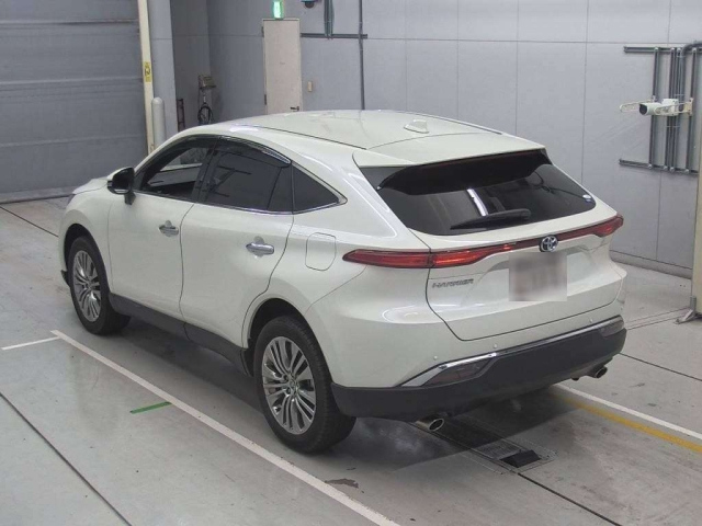 TOYOTA HARRIER 2022