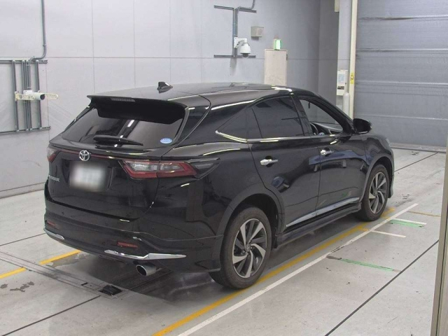 TOYOTA HARRIER 2019