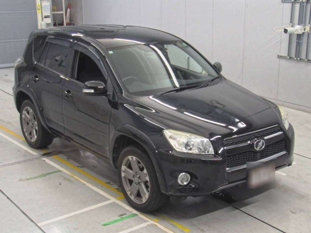 TOYOTA RAV4 2011