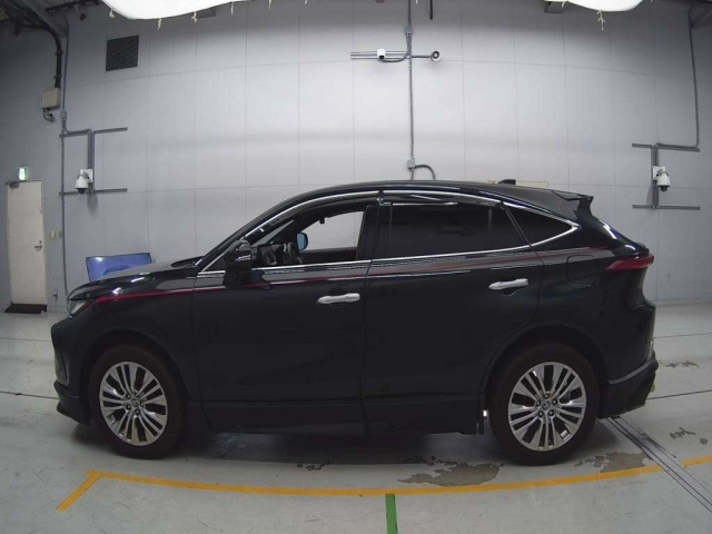 TOYOTA HARRIER 2020