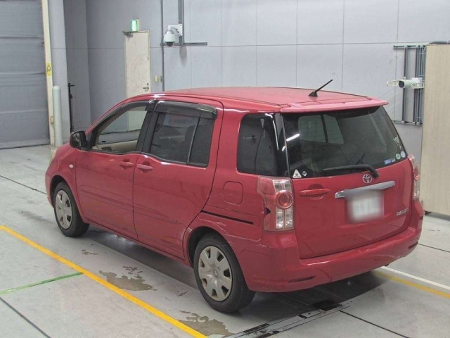 TOYOTA RAUM 2008