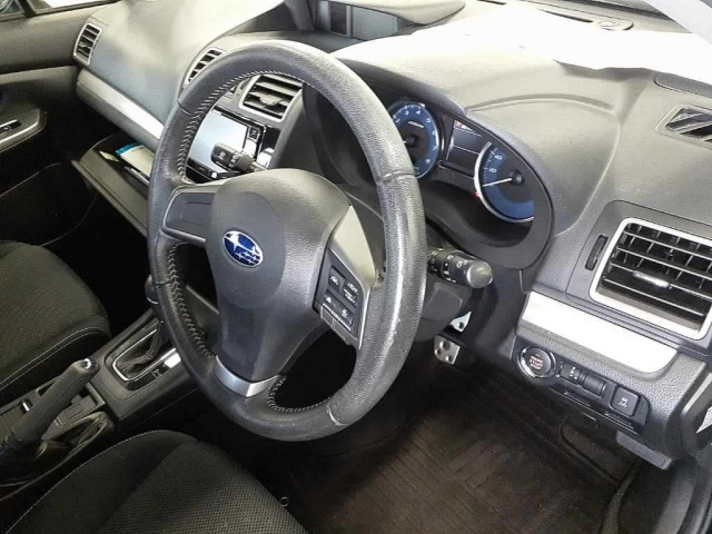SUBARU XV 2015
