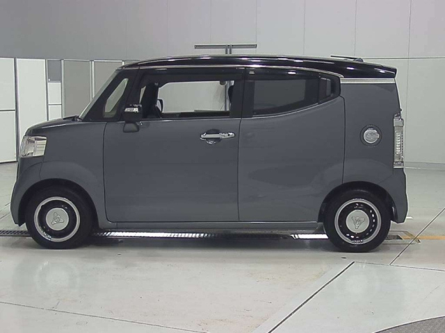 HONDA N BOX SLASH 2017