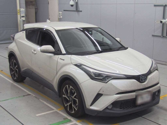 TOYOTA C-HR 2017