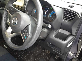 NISSAN ROOX 2021