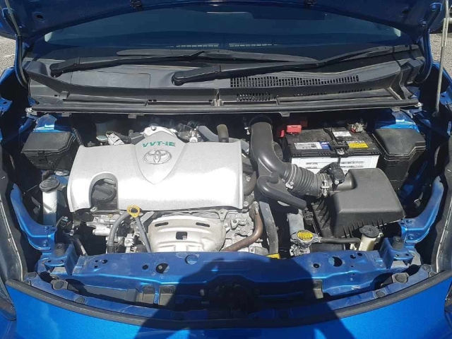 TOYOTA SIENTA 2016