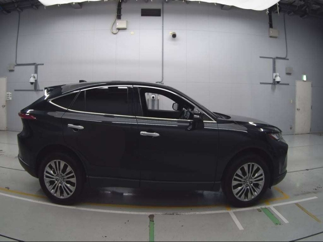 TOYOTA HARRIER 2021