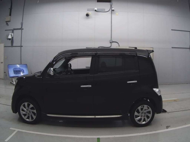 TOYOTA BB 2015