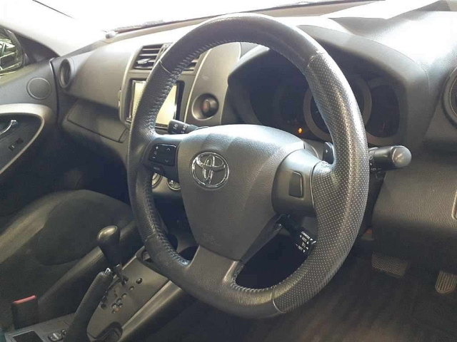 TOYOTA VANGUARD 2013