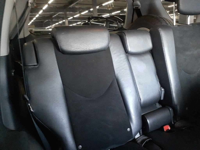 TOYOTA VANGUARD 2013