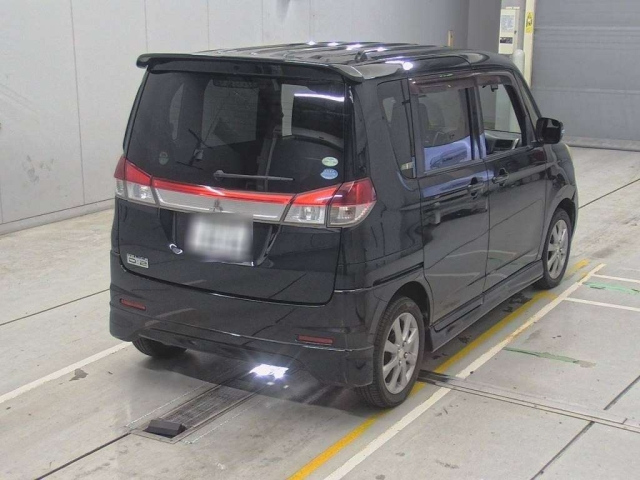 MITSUBISHI DELICA D2 2013