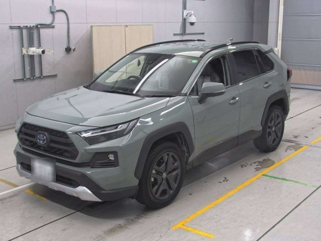 TOYOTA RAV4 2024