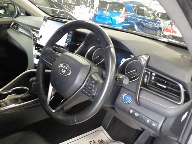 TOYOTA CAMRY 2023