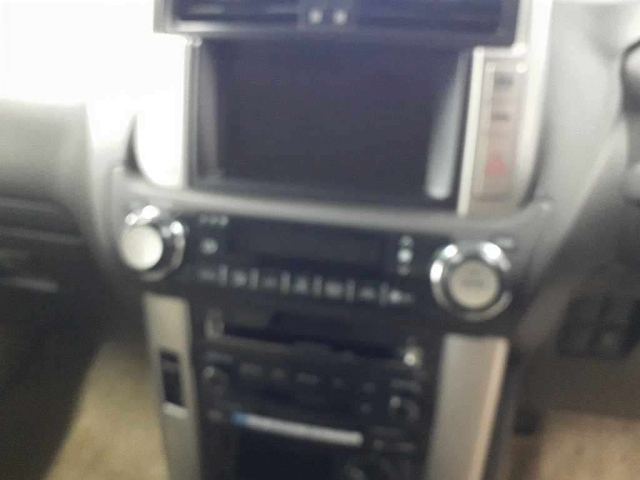 TOYOTA LAND CRUISER PRADO 2010