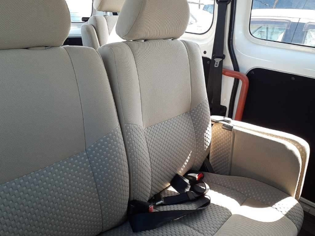 NISSAN NV200 2009