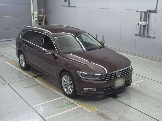 VOLKSWAGEN PASSAT VARIANT 2016