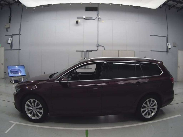 VOLKSWAGEN PASSAT VARIANT 2016
