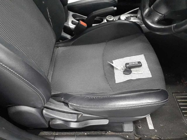 MITSUBISHI OUTLANDER 2011
