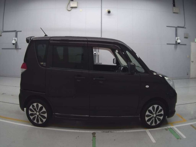 MITSUBISHI DELICA D2 2014