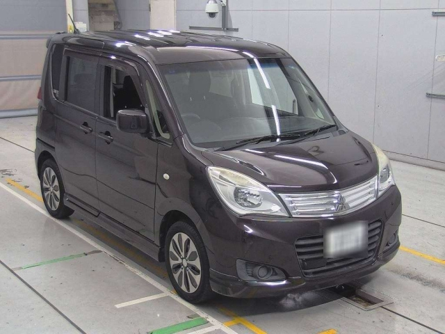 MITSUBISHI DELICA D2 2014